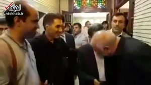 روبوسی محسن هاشمی با احمدی نژاد در حاشیه مراسم ترحیم پدر سردار حقانیان