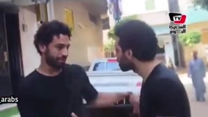 بدل محمد صلاح رفته در خونه خود محمد صلاح 😂