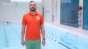آموزش ضربه زدن پا در شنا