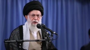 امام خامنه ای: هیچ بن بستی در کشور وجود ندارد