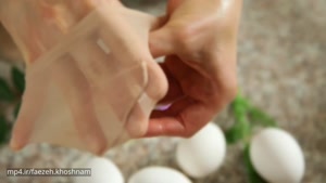روشی جدید و جالب برای رنگ آمیزی تخم مرغ های شب عید