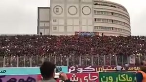 جشن بازیکنان و هواداران نساجی مازندران پس از پیروزی مقابل فجر سپاسی