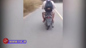 موتورسیکلت عجیبی که هر لحظه ممکن است واژگون شود!