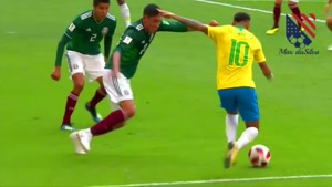 نیمار در بازی برزیل و مکزیک