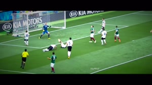 هیروینگ لوزانو در بازی آلمان و مکزیک