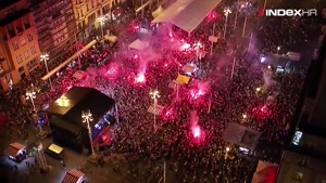 شادی و خوشحالی هواداران کرواسی پس از صعود به نیمه نهایی