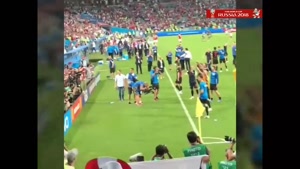 شادی بازیکنان کرواسی با هواداران در استادیوم