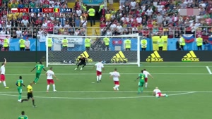 گل اول سنگال به لهستان با اشتباه مدافع روسیه