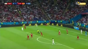 لایی امید ابراهیمی به داوید سیلوا در بازی ایران و اسپانیا در جام جهانی 2018