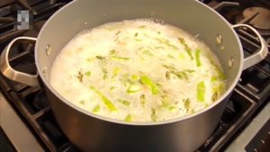 طرز تهیه سوپ مارچوبه