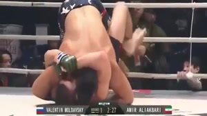 مبارزه Amir aliakbari vs Valentin Moldavsky MMA