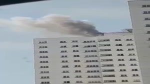 آتش‌سوزی در یک برج ۲۱ طبقه در منطقه ۲۲ تهران