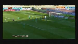 تشویق نوروزی در دقیقه 24 بازی ایران-ترکمنستان