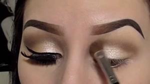 آموزش روشی سااده برای یک آرایش چشم زیبا