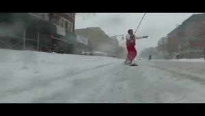 اسکی بازی در شهر نیویورک در پی برف و کولاک