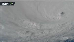 فیلم/ توفان سهمگین ماتئو در اقیانوس اطلس