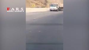 کامیون بدون سرنشین در جاده!