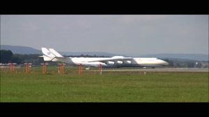 Take Off هواپیمای بزرگ Antonov 225