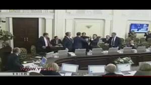 درگیری فیزیکی دو نماینده مجلس در جلسه فراکسیون 