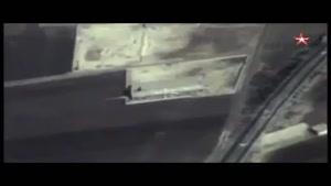 فیلم/حمله موشکی روسیه به انبار مهمات تکفیریها در سوریه