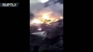فیلم/ سقوط هواپیمای پاکستانی