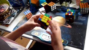 حل مکعب های روبیک 2x2, 3x3, 4x4, 5x5 در کمتر از 6 دقیقه