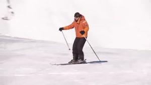 آموزش اسکی روی برف در حد متوسط