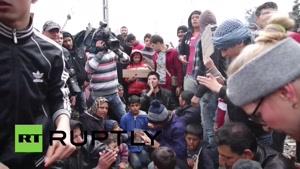 فیلم/اعتراض پناهجویان سوری به تدوام انسداد مرزهای مقدونیه و یونان