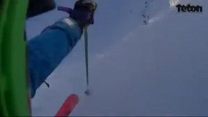 سقوط ۵۴ متری اسکی باز از کوهی در آلاسکا