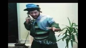 وقتی خونه خالیه به دوستت میگی سی دی بیاره!!!!!