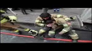 حسینی آتش‌نشان و عضو تیم ملی راگبی مقابل شورای شهر.از۲متر آدم ۱۰کیلو باقی موند...