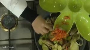 خوراک سبزیجات با سس انار