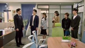 دانلود سریال کره ای who sets the table مردی که میز را میچیند - قسمت 17