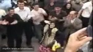 کلیپ تاریخی از رقص پیرزن رو به روی احمدی نژاد