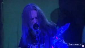 اجرای زنده آهنگ Thrashed, Lost & Strungout از Children Of Bodom