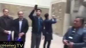 اجرای آهنگ ای ایران توسط هموطن عزیزمون وسط موزه لوور فرانسه.