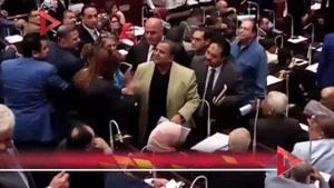 درگیری در پارلمان مصر درباره تیران و صنافیر