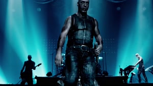 اجرای آهنگ Du Hast از Rammstein