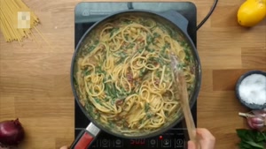 طرز تهیه اسپاگتی با میکس نخود و سبزیجات