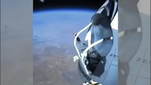 پرش  آزاد فضانورد از بالای جو