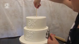آموزش تزیین کیک عروسی با طرح برجسته