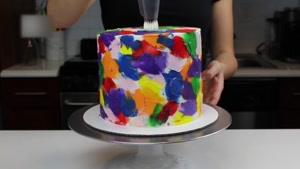 آموزش تزیین کیک رنگین کمان 4