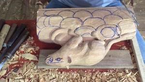 ساخت مجسمه موش با استفاده از چوب طبیعی 
