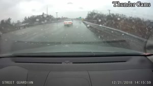 ویدیویی از تصادف های مختلف و خطرناک وسایل نقلیه