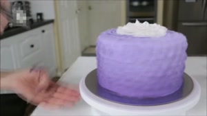 تزیین کیک تولد با فوندانت