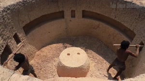 Namasha.com -  مهندسی باستانی : استخر مخفی زیر زمین