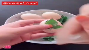 didestan.com - آموزش تزیین تخم مرغ با پوست پیاز 