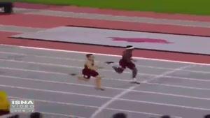 شیرجه عجیب «اینفینیته تاکر» در لحظات پایانی مسابقه دو 400 متر با مانع 