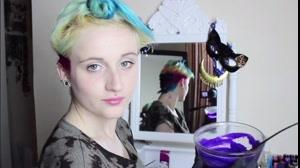 فیلم رنگ کردن مو  مدل فانتزی در خانه + رنگ مو ارزان