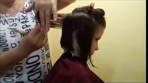 فیلم  آموزشی کوتاه کردن مو دخترانه + سالن آرامیس مد
